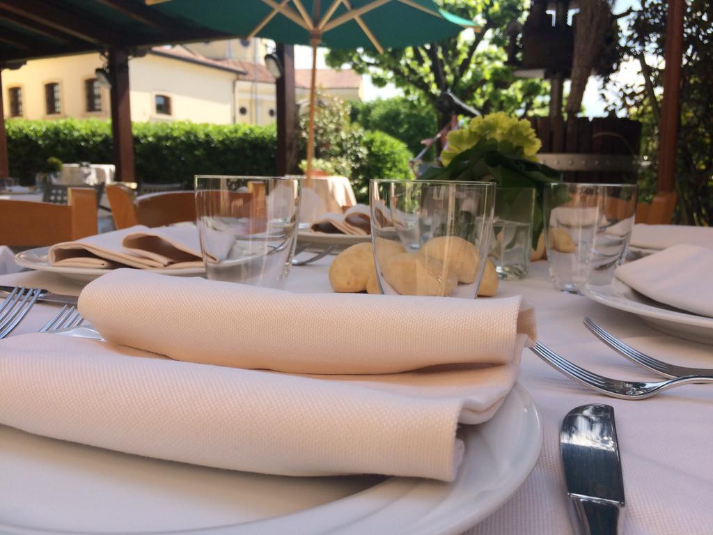 Locanda Da Bepi 마라노 디 발포리첼라 외부 사진